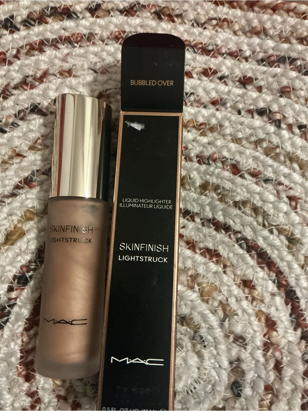 MAC Cosmetics Skinfinish Lightstruck Liquid Highlighter - Bubbling Over Bronze